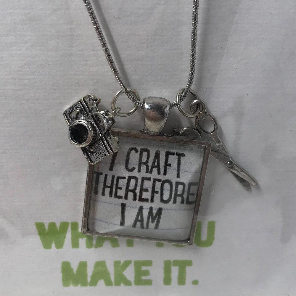 NEW pendent necklace